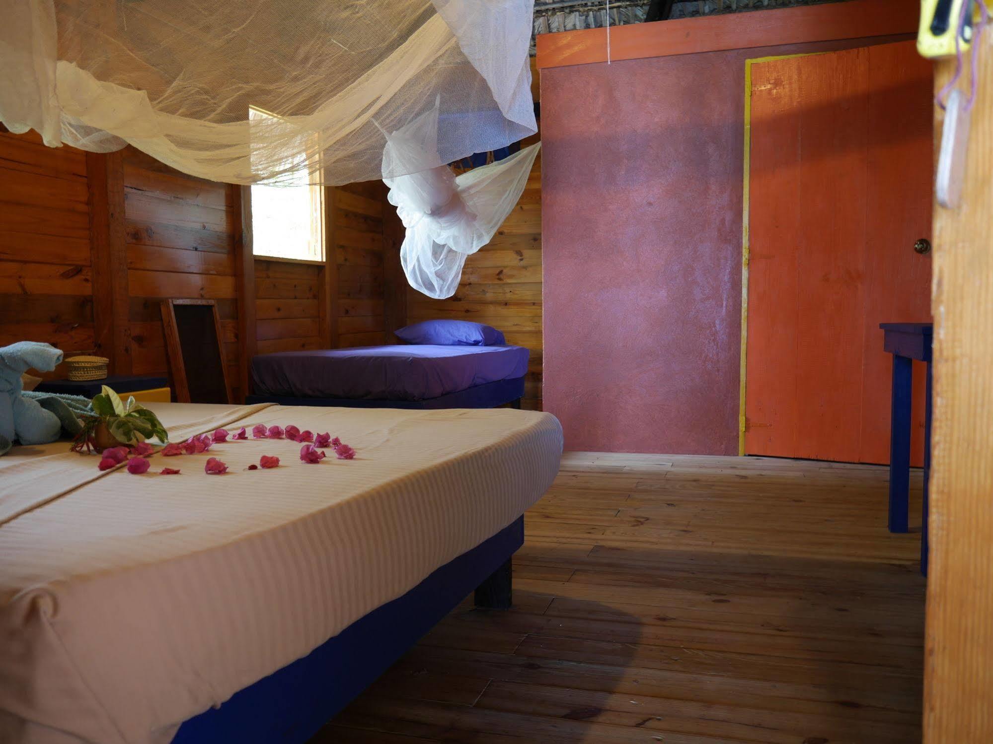 Boukan Guinguette Hotell Mole-Saint-Nicolas Eksteriør bilde